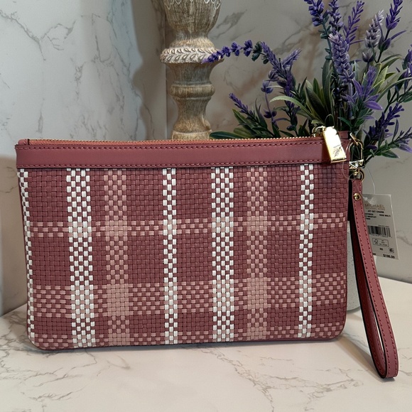 Michael Kors Jet Set Charm Leather Wristlet in Rose - Picture 2 of 9